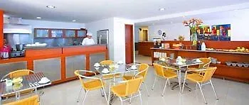 Hotel Ms Chipichape Plus Cali 3*,