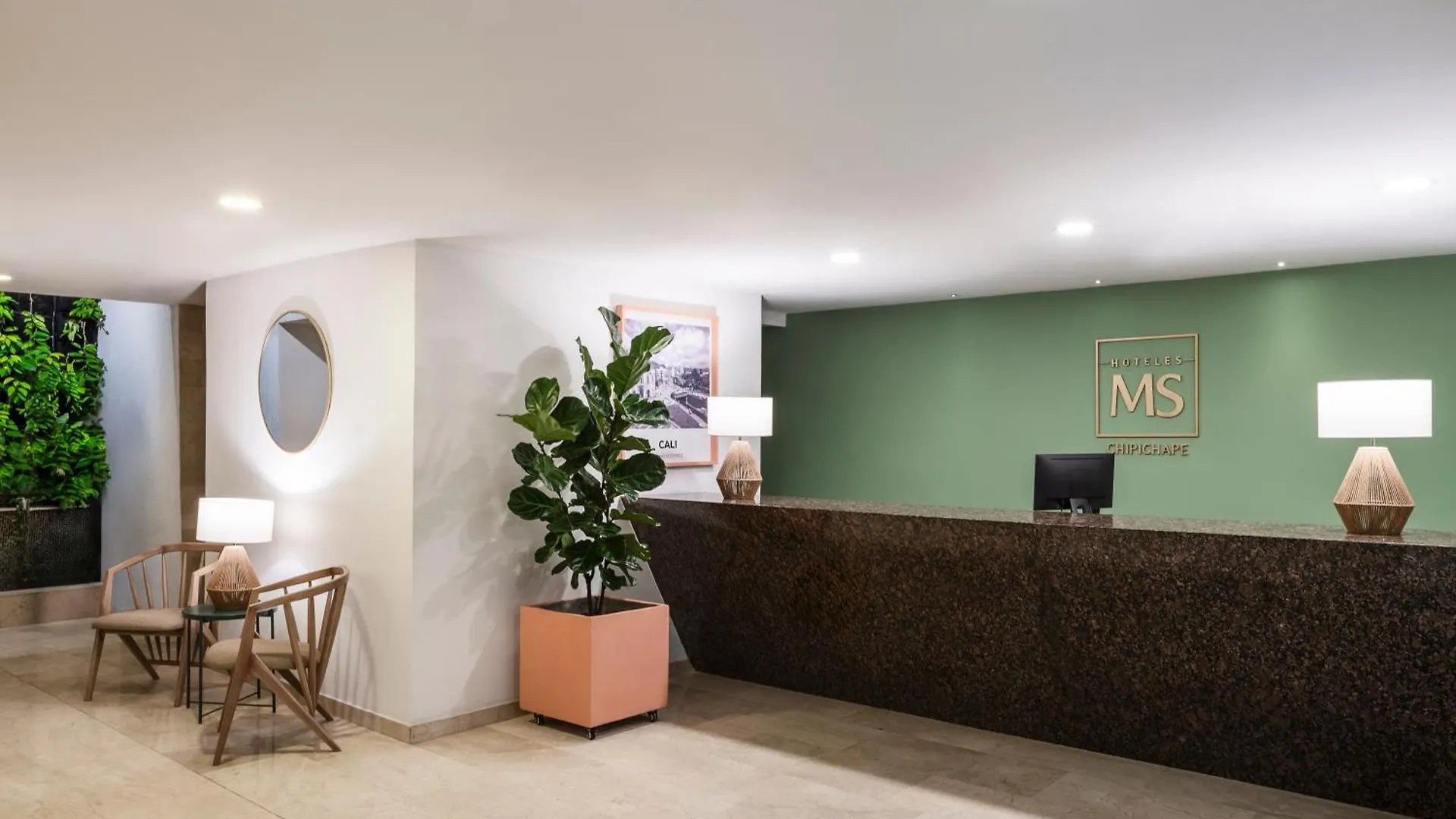 ***  Hotel Ms Chipichape Plus Cali Colombia