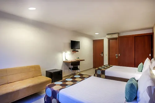 ***  Hotel Ms Chipichape Plus Cali Colombia