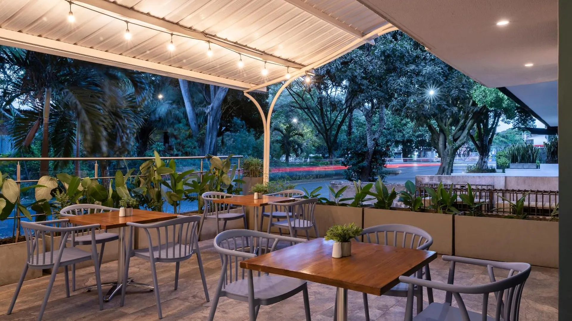 Hotel Ms Chipichape Plus Cali