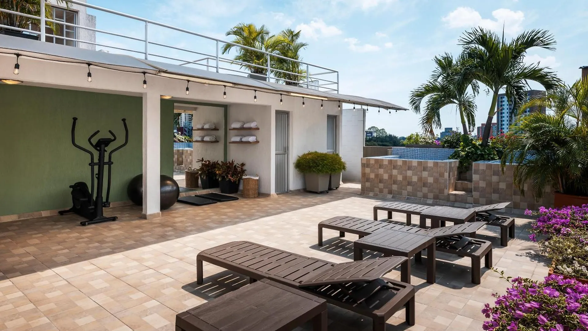 Hotel Ms Chipichape Plus Cali