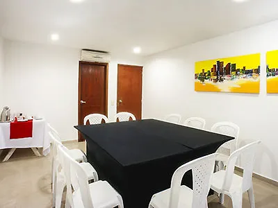 Hotel Ms Chipichape Plus Cali